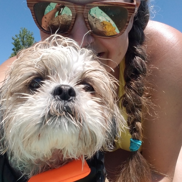 Meet your Posher, Kathryn - Picture 3 of 5